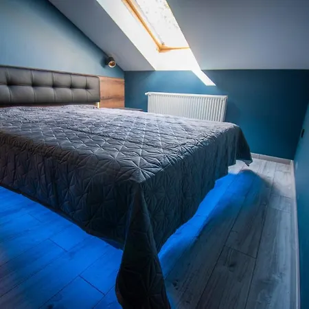 Appartamento Adam Apartman